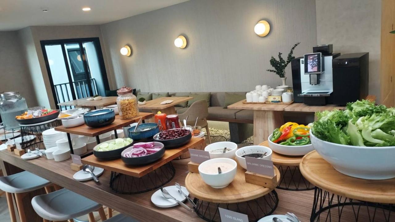 Wellness Stay & Hotel Sukhumvit 107 Бангкок Экстерьер фото