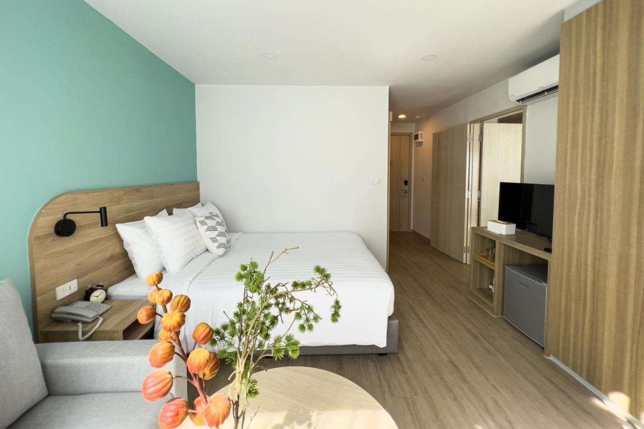 Wellness Stay & Hotel Sukhumvit 107 Бангкок Экстерьер фото