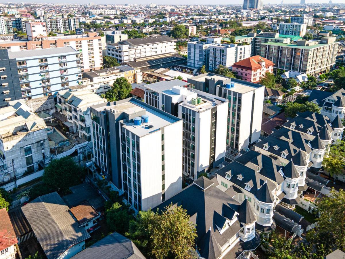 Wellness Stay & Hotel Sukhumvit 107 Бангкок Экстерьер фото