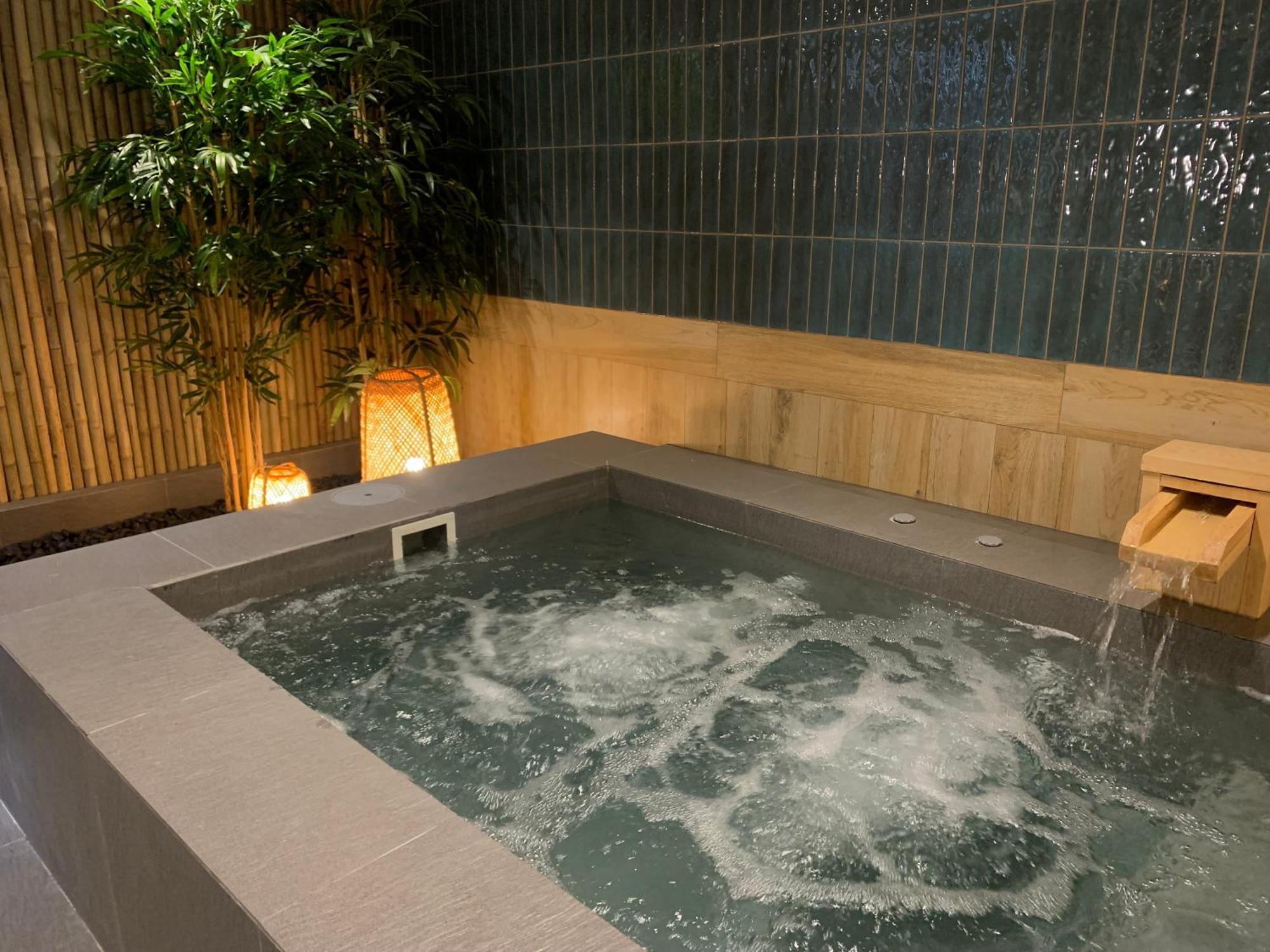 Wellness Stay & Hotel Sukhumvit 107 Бангкок Экстерьер фото